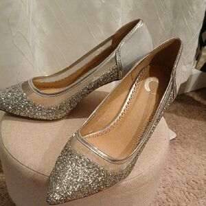 Journee Woman Kalani Silver Glitter Heels